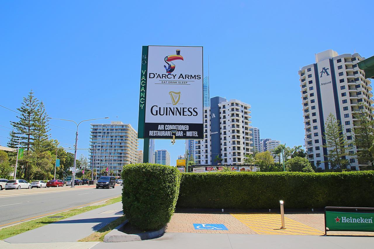 Darcy Arms Hotel Motel Gold Coast Bagian luar foto