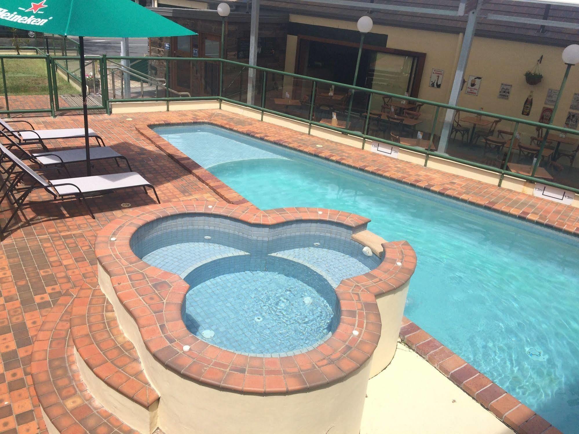 Darcy Arms Hotel Motel Gold Coast Bagian luar foto
