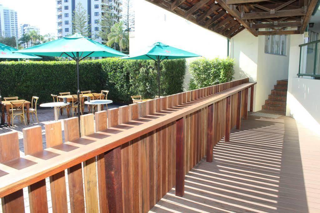 Darcy Arms Hotel Motel Gold Coast Bagian luar foto
