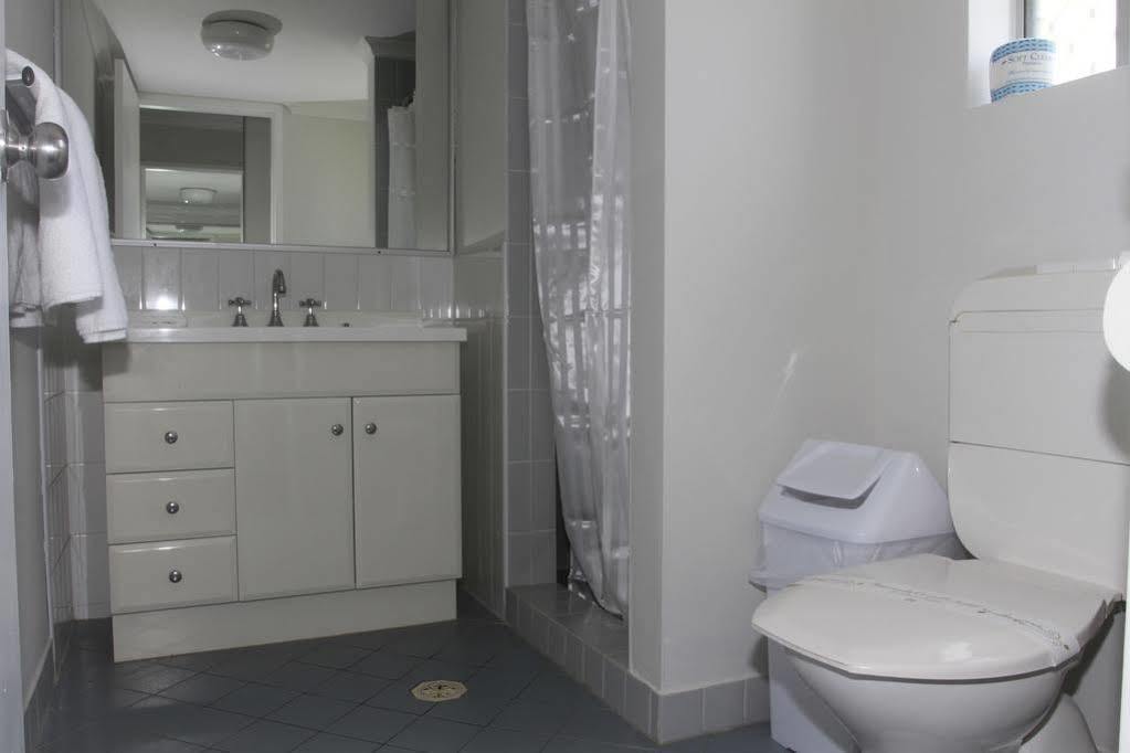 Darcy Arms Hotel Motel Gold Coast Bagian luar foto