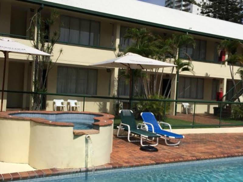 Darcy Arms Hotel Motel Gold Coast Bagian luar foto